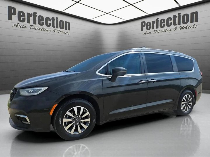 2021 CHRYSLER PACIFICA for sale in BLOOMINGTON