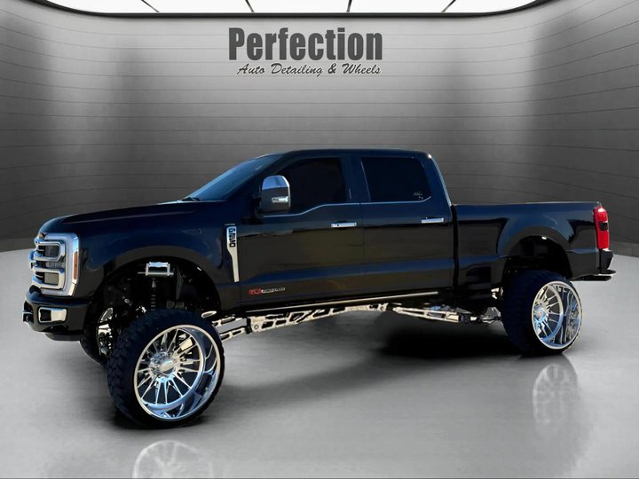 2024 FORD F-250 SD for sale in BLOOMINGTON