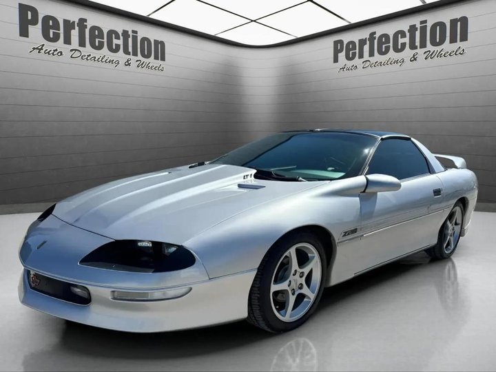 1995 CHEVROLET CAMARO for sale in BLOOMINGTON