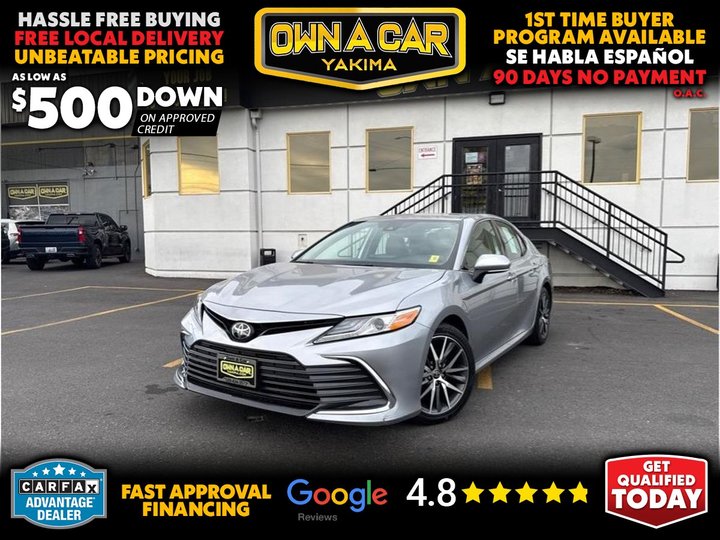 2024 Toyota Camry XLE's photo