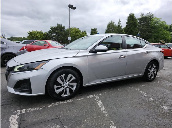 SILVER, 2023 NISSAN ALTIMA Image 