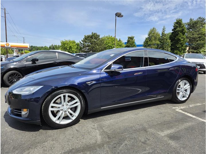 DARK BLUE, 2015 TESLA MODEL S Image 