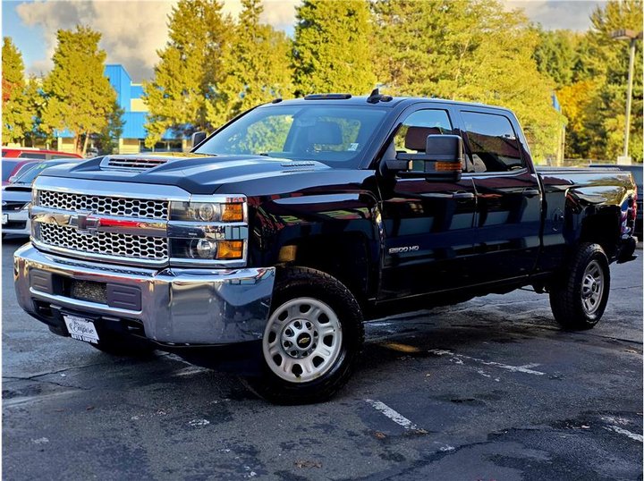 BLACK, 2019 CHEVROLET SILVERADO 2500 HD CREW CAB Image 