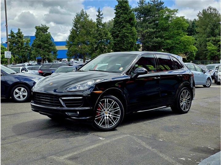 2013 PORSCHE CAYENNE for sale in KENT