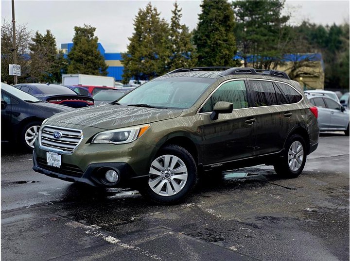 GREEN, 2015 SUBARU OUTBACK Image 