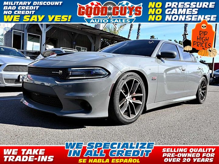 2017 Dodge Charger R/T's photo