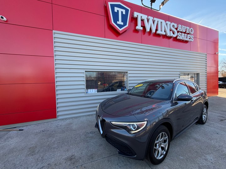 GREY, 2021 ALFA ROMEO STELVIO Image 