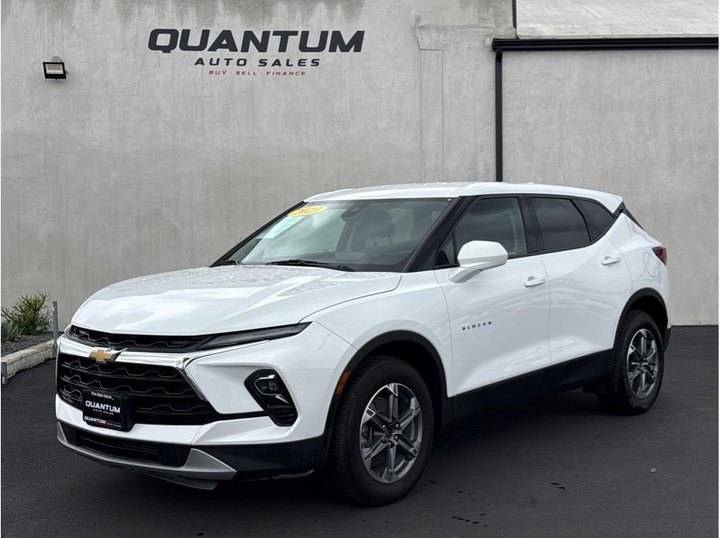 WHITE, 2023 CHEVROLET BLAZER for sale 