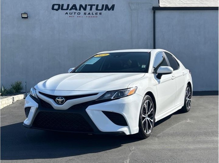 2019 TOYOTA CAMRY for sale in GARDEN GROVE