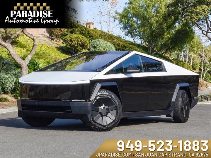 2024 TESLA CYBERTRUCK Image 