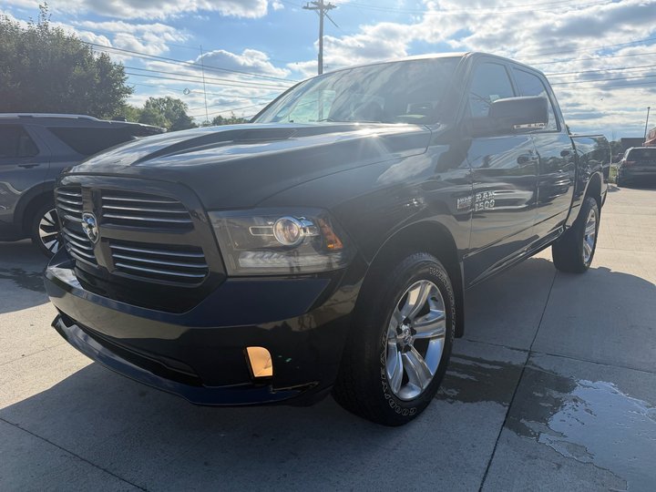2013 RAM 1500 CREW CAB for sale in FARMINGTON HILLS