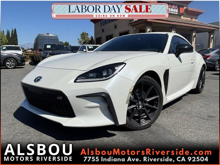 2025 TOYOTA GR86 for sale in RIVERSIDE