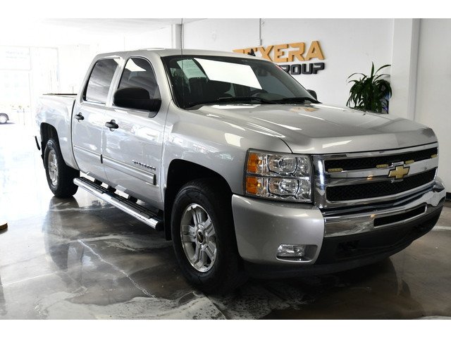 2010 CHEVROLET SILVERADO 1500 CREW CAB for sale in BEVERLY HILLS