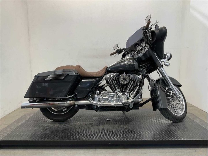 2007 HARLEY-DAVIDSON FLHX for sale in STOCKTON