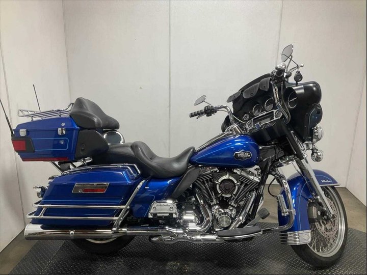 2010 HARLEY-DAVIDSON FLHTCUI for sale in STOCKTON