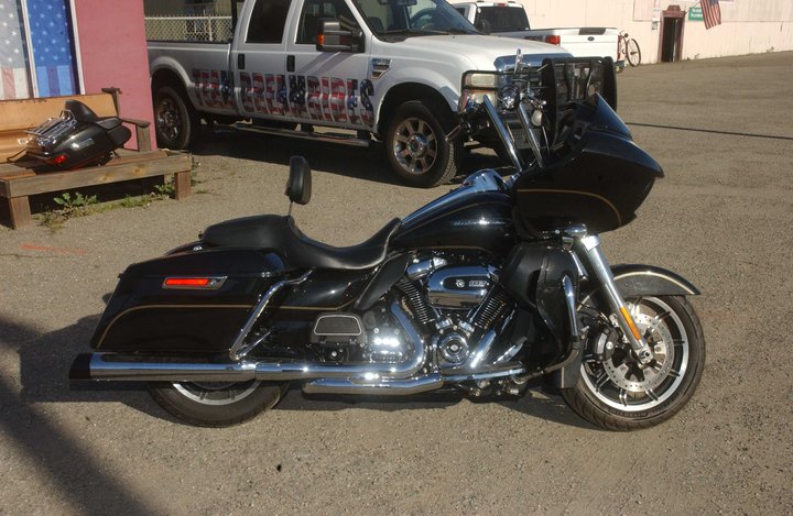 2017 HARLEY-DAVIDSON FLTRU for sale in STOCKTON