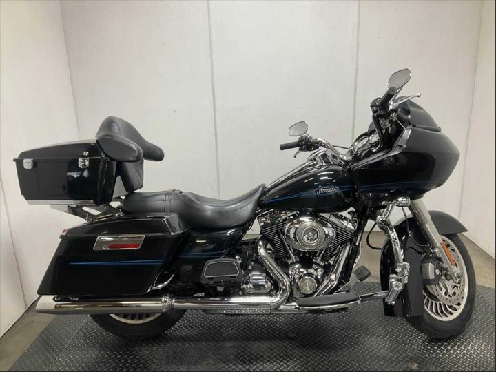 2009 HARLEY-DAVIDSON FLTRI for sale in STOCKTON