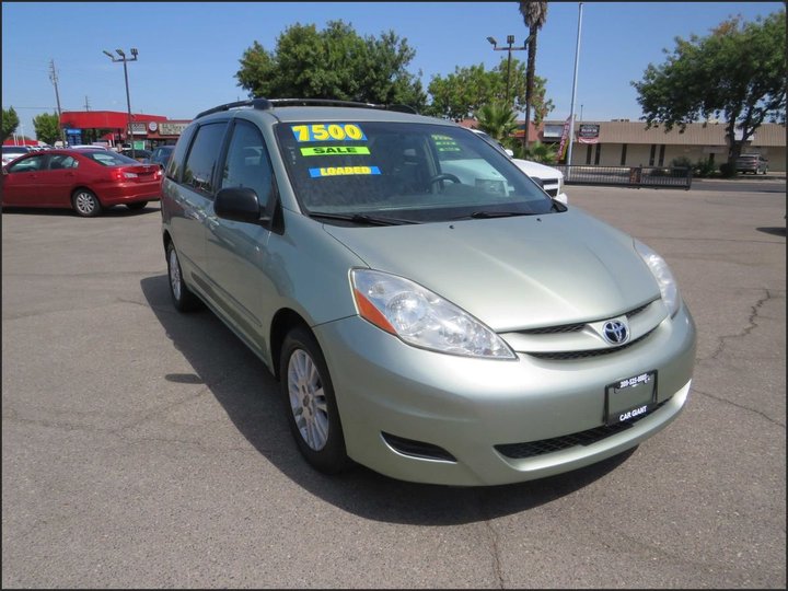 2009 TOYOTA SIENNA for sale in MODESTO