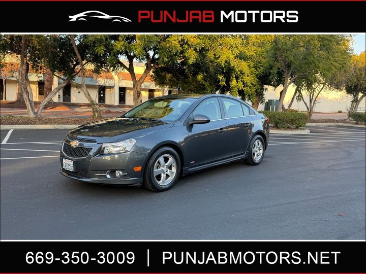 2013 Chevrolet Cruze 1LT's photo