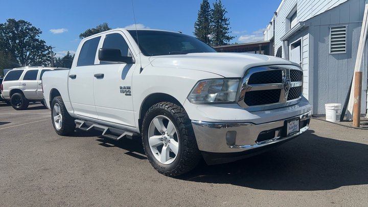 2021 RAM 1500 CLASSIC CREW CAB for sale in MILWAUKIE