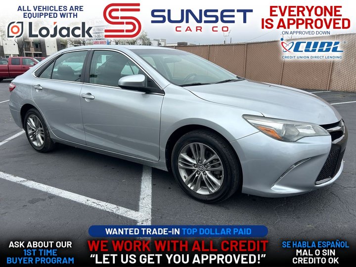 SILVER, 2016 TOYOTA CAMRY Image 