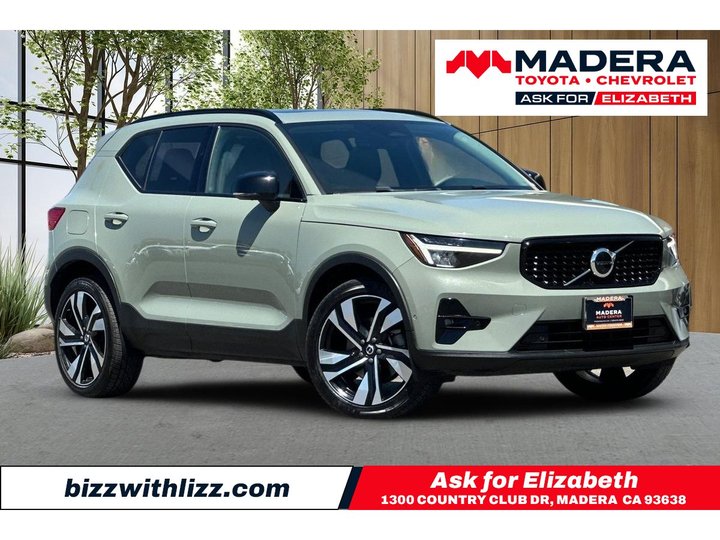 2023 VOLVO XC40 for sale in MADERA