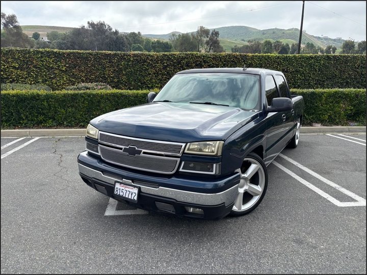 2007 CHEVROLET SILVERADO (CLASSIC) 1500 CREW CAB for sale in SAN JUAN CAPISTRANO