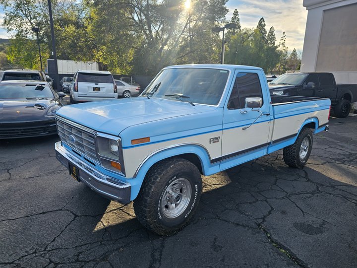 1986 FORD F250 for sale in THOUSAND OAKS