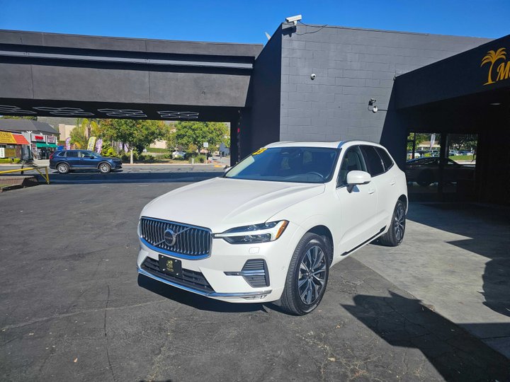 2023 VOLVO XC60 for sale in THOUSAND OAKS