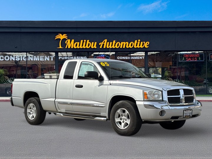 2005 DODGE DAKOTA CLUB CAB for sale in THOUSAND OAKS