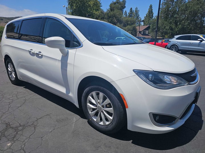 2019 CHRYSLER PACIFICA for sale in THOUSAND OAKS