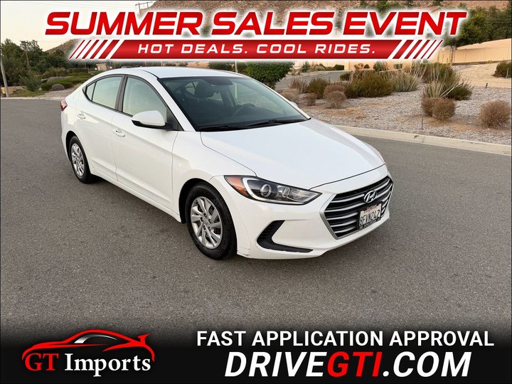2018 HYUNDAI ELANTRA for sale in BLOOMINGTON