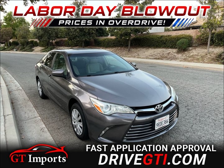2017 TOYOTA CAMRY for sale in BLOOMINGTON