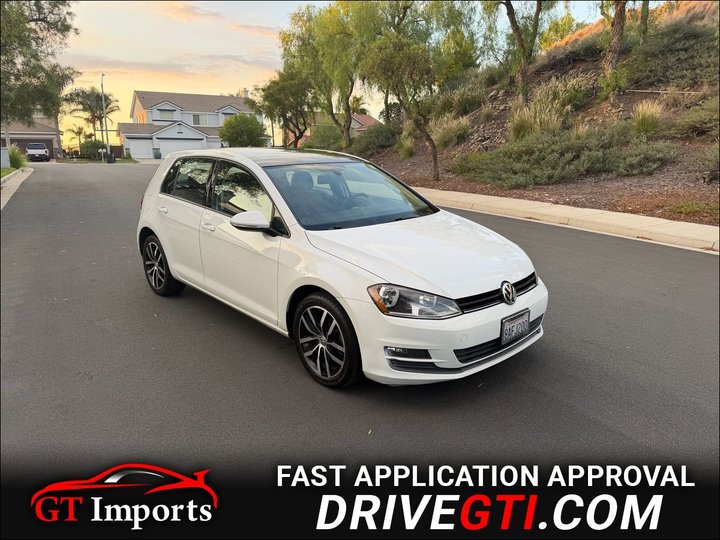 2017 VOLKSWAGEN GOLF for sale in BLOOMINGTON
