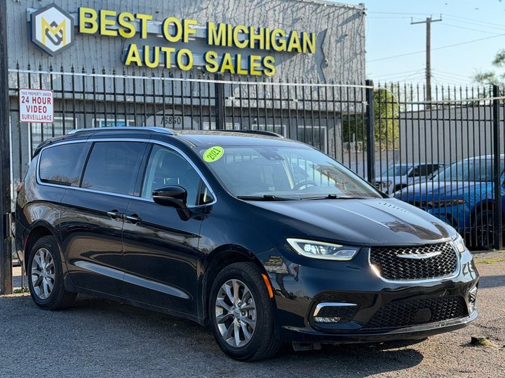 2021 CHRYSLER PACIFICA for sale in DETROIT