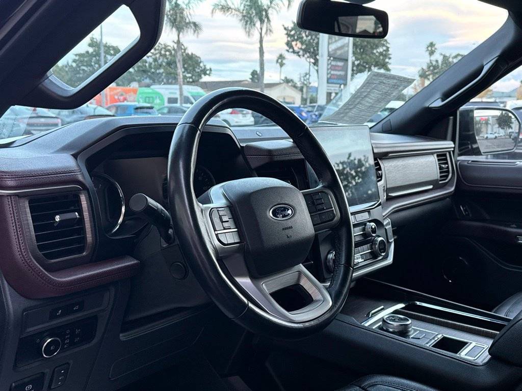 2023 Ford Expedition Limited - Photo 11