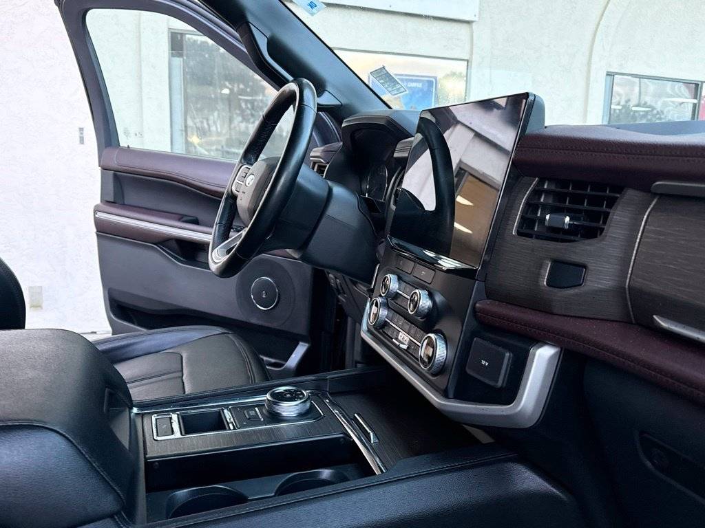 2023 Ford Expedition Limited - Photo 24