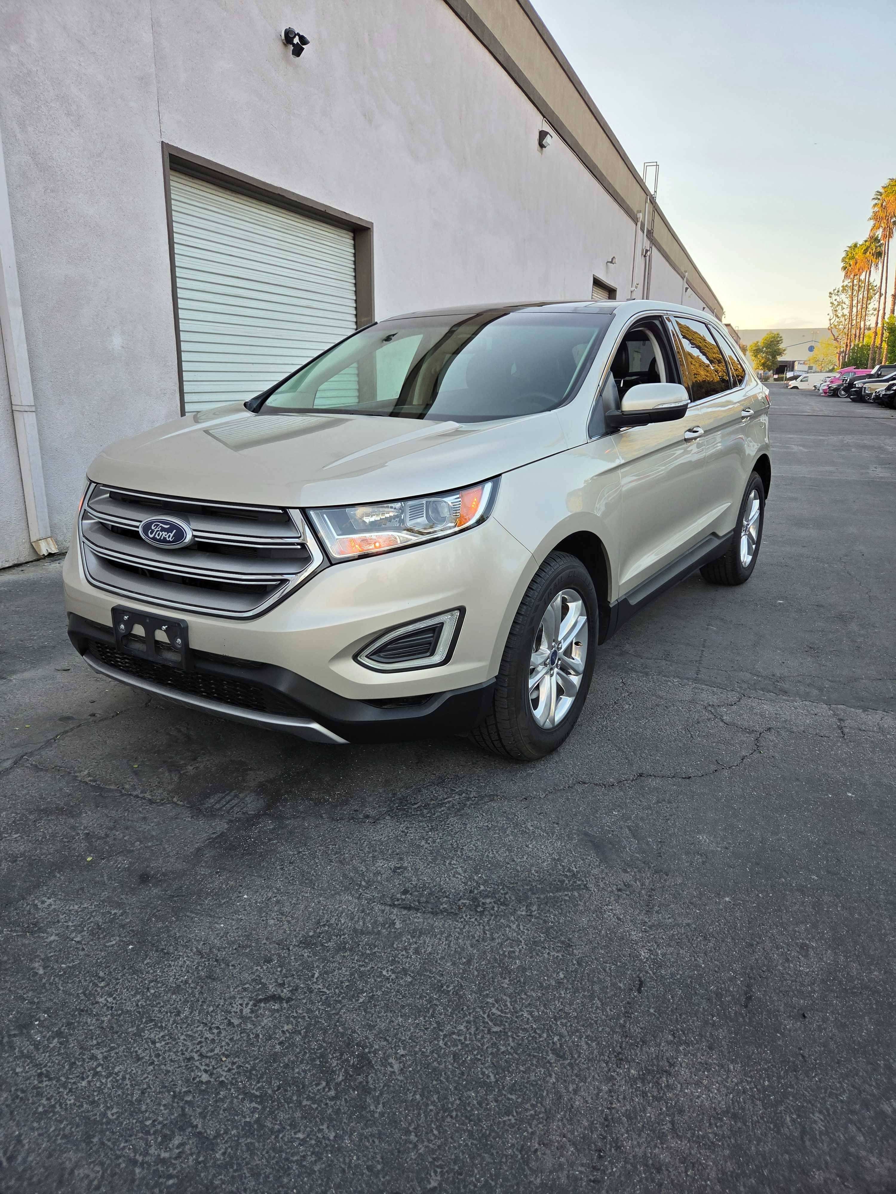 2017 Ford Edge