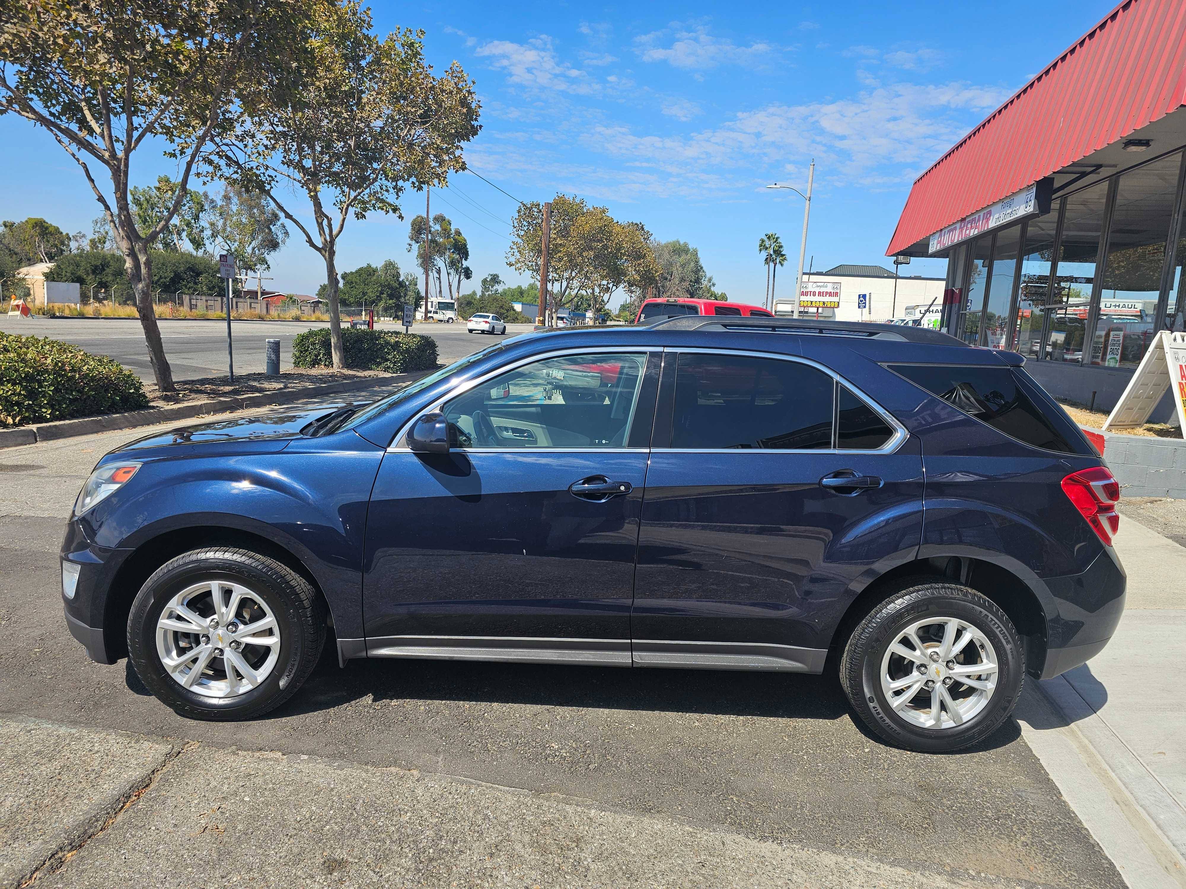 2017 Chevrolet Equinox LT - Photo 7