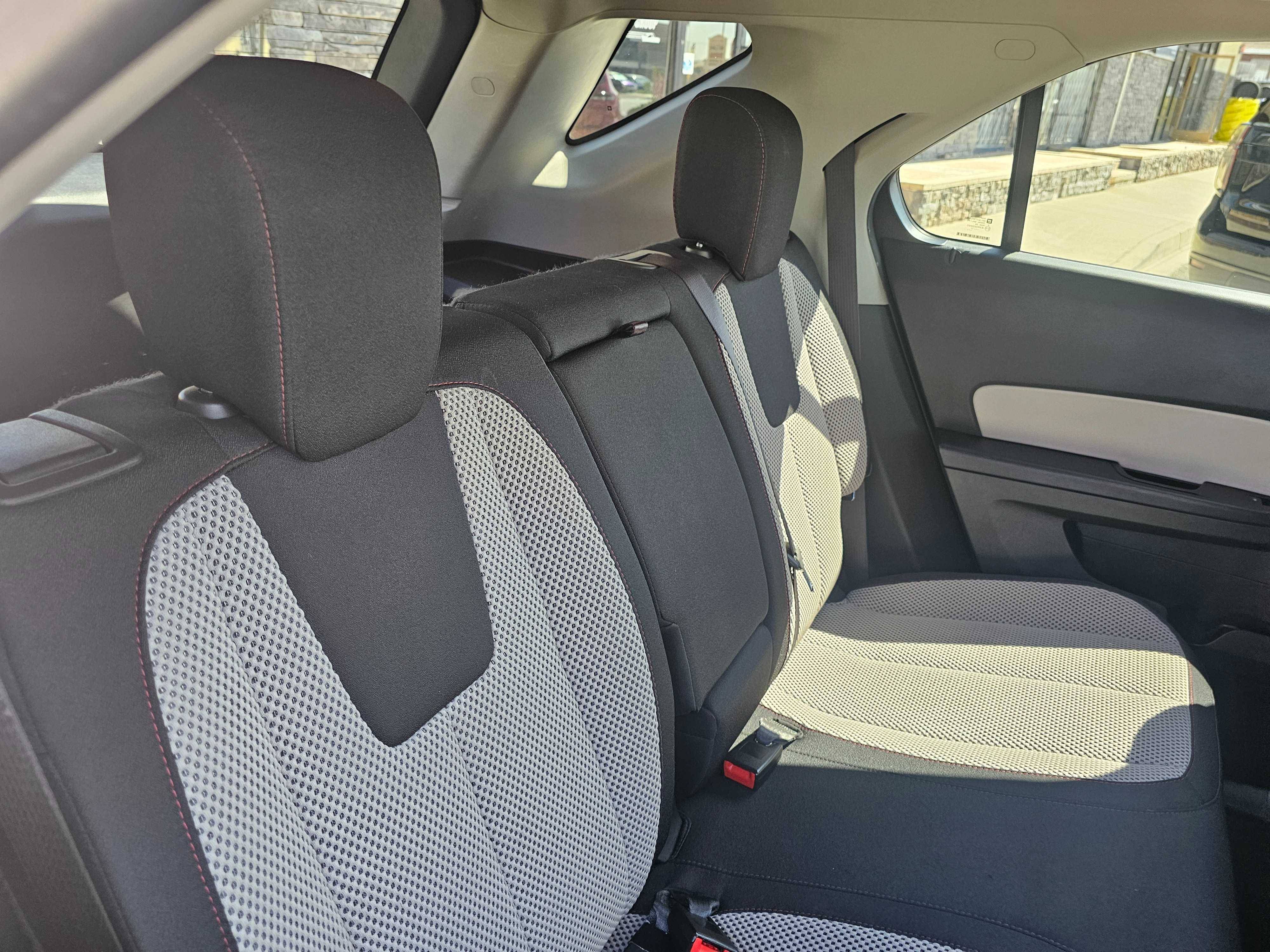2017 Chevrolet Equinox LT - Photo 45