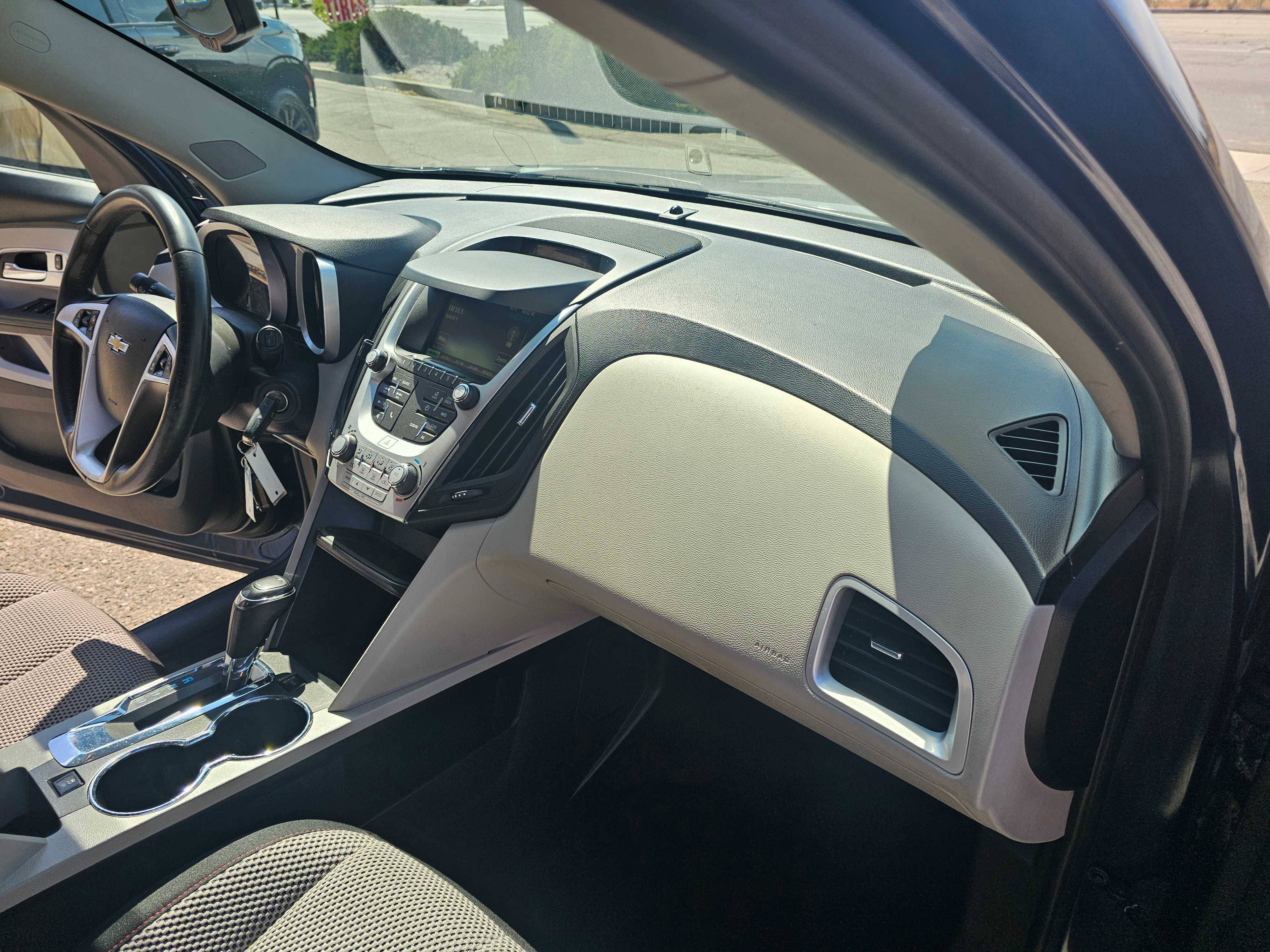 2017 Chevrolet Equinox LT - Photo 48