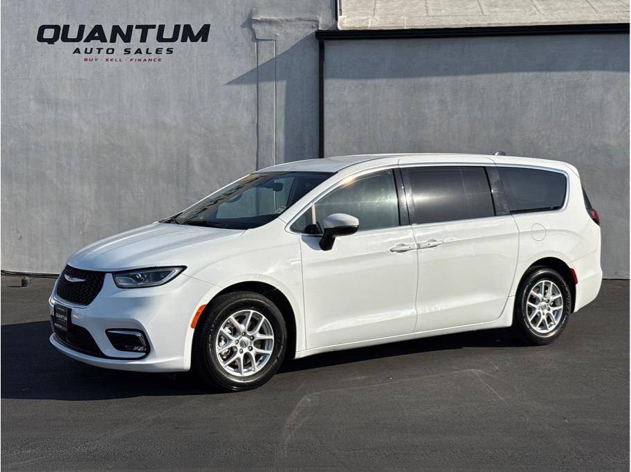 2023 Chrysler Pacifica