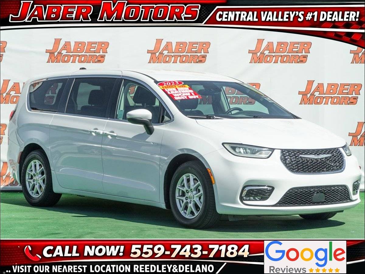2023 Chrysler Pacifica Touring L
