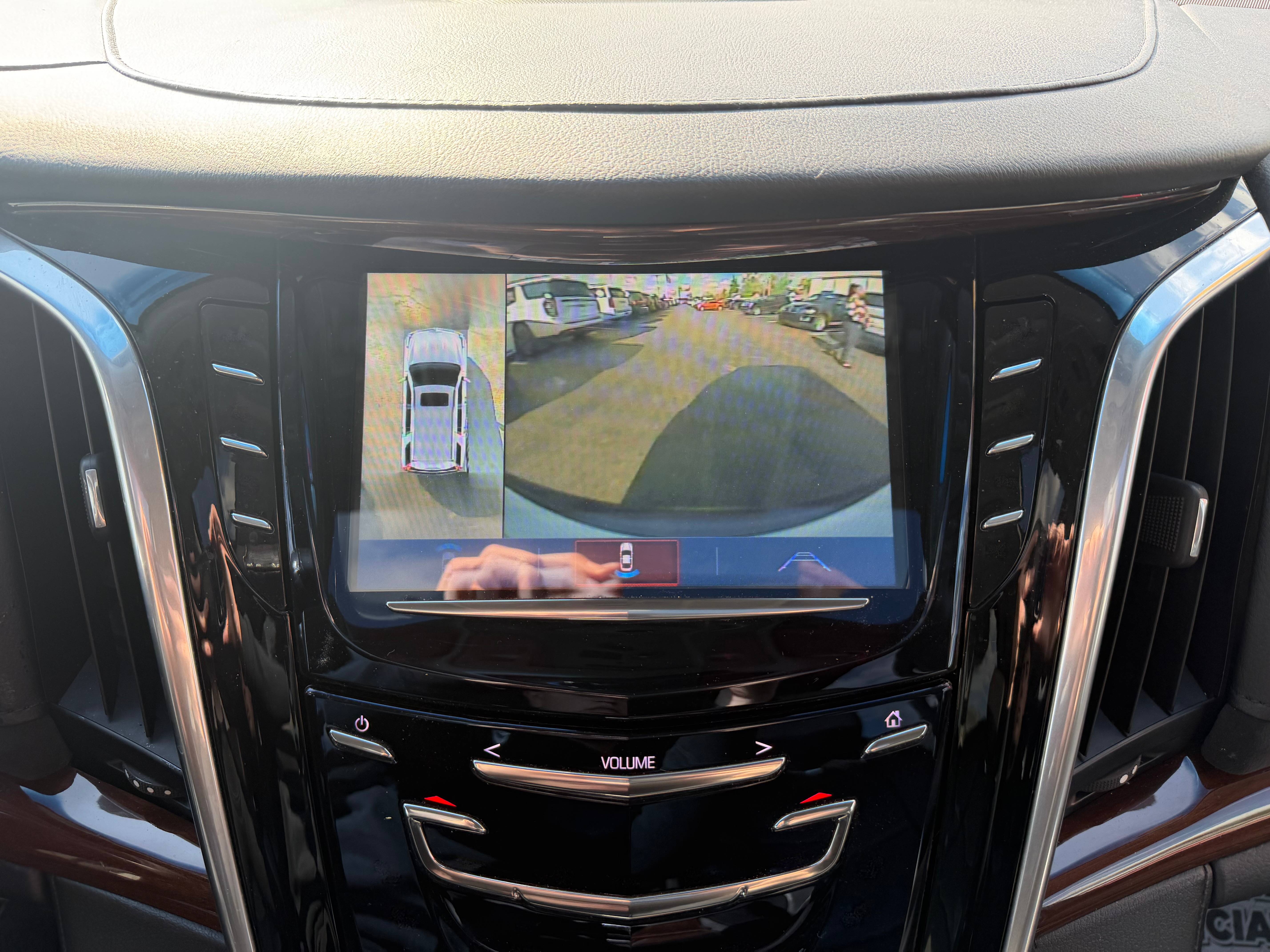 2019 Cadillac Escalade Luxury - Photo 15