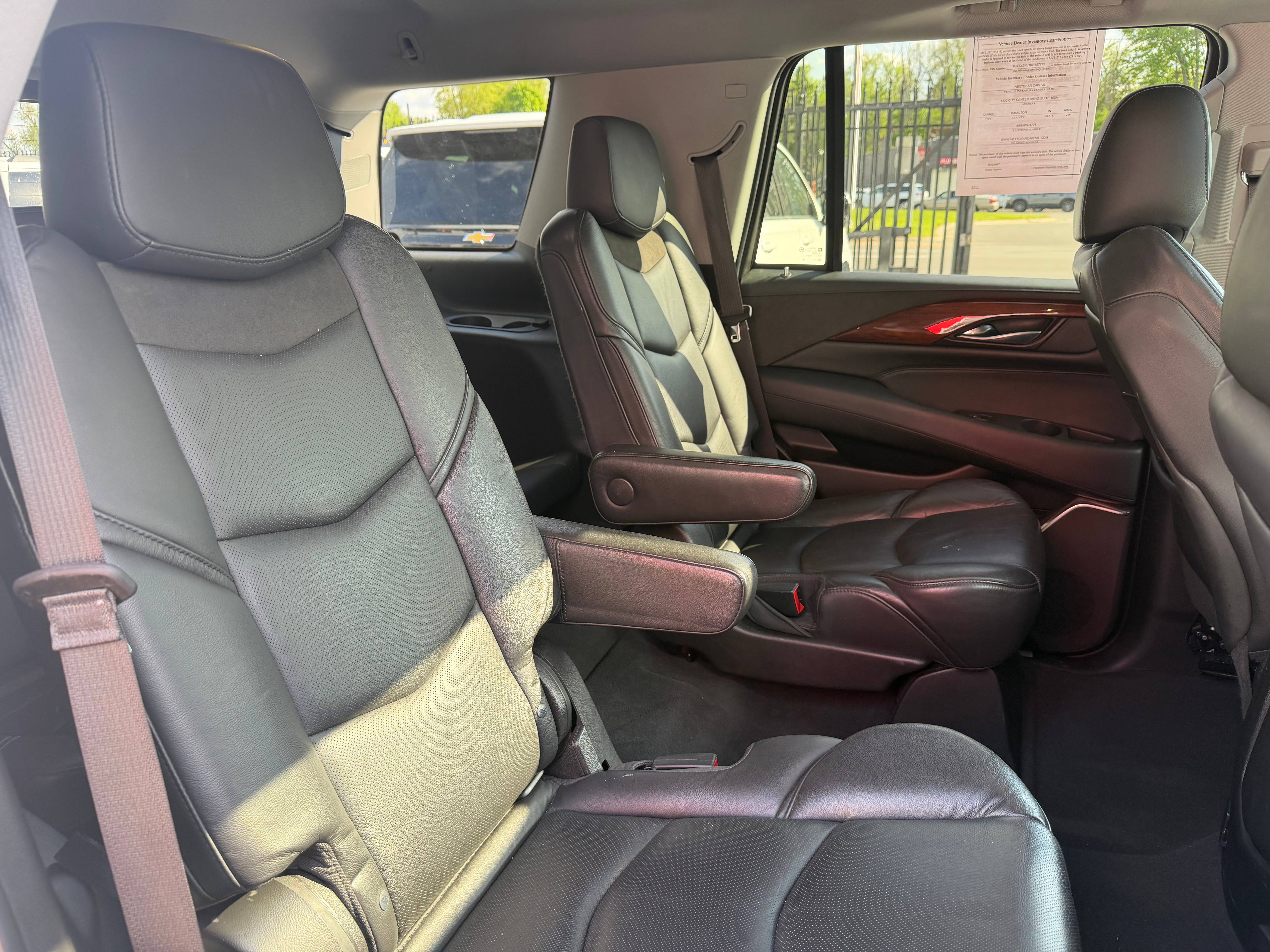 2019 Cadillac Escalade Luxury - Photo 22