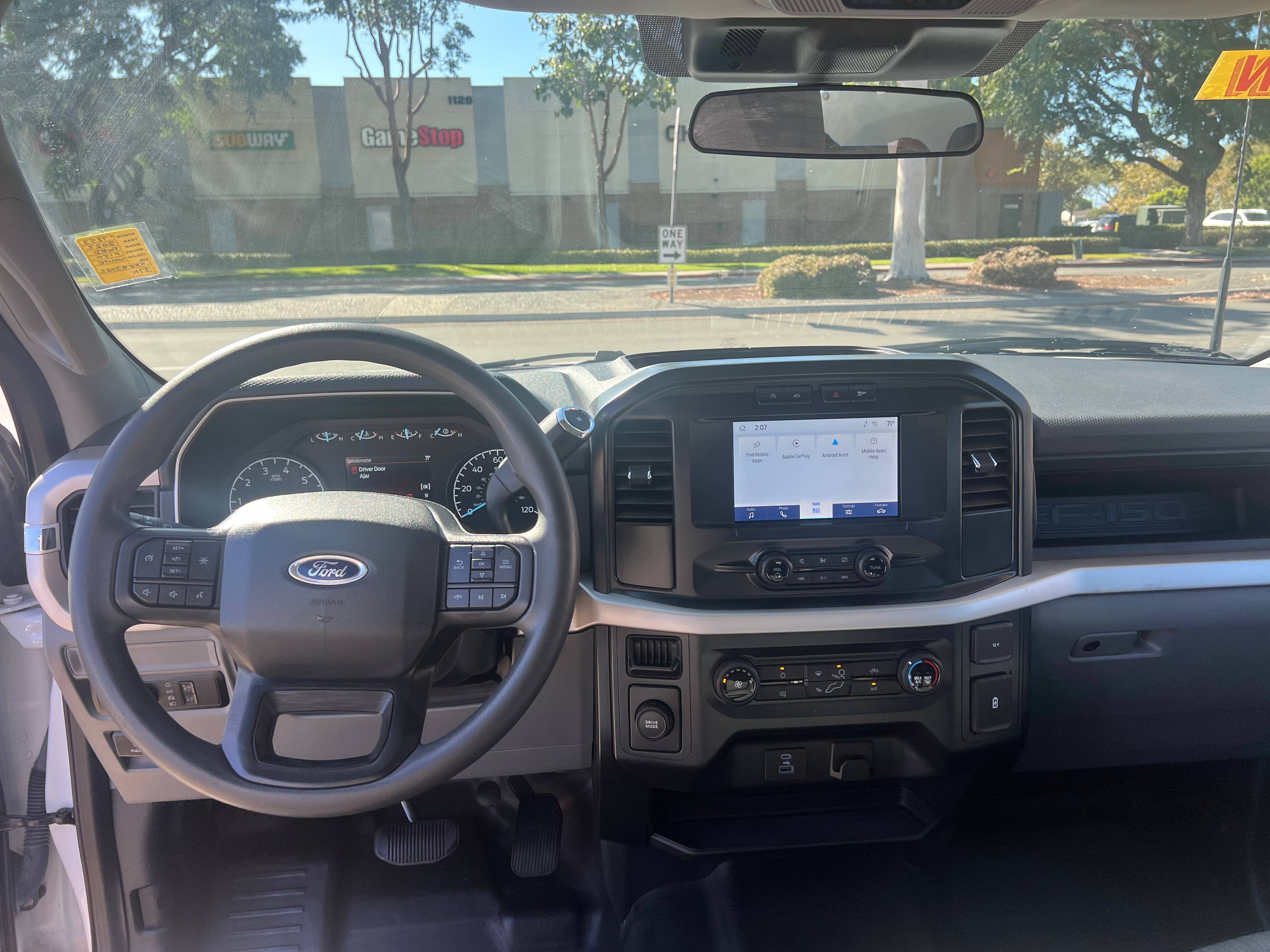 2022 Ford F-150 XL - Photo 17