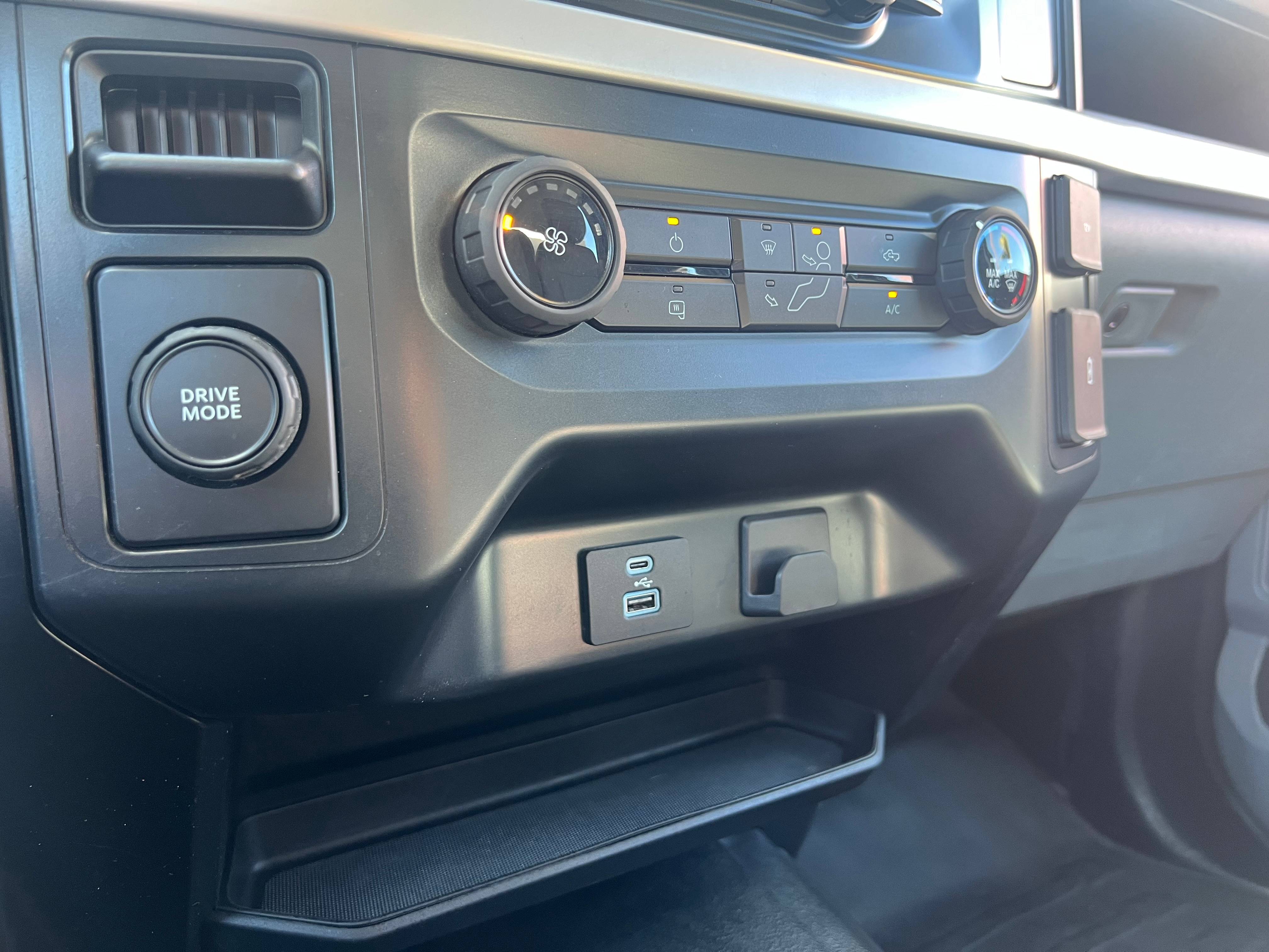 2022 Ford F-150 XL - Photo 26