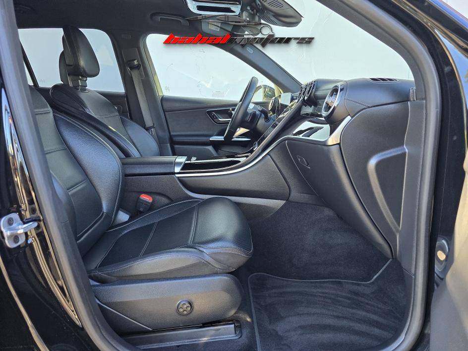 2024 Mercedes-Benz GLC GLC300 - Photo 10