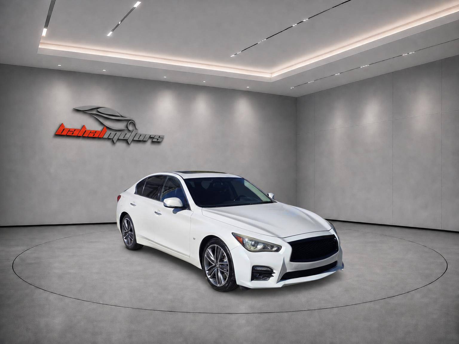 2015 INFINITI Q50