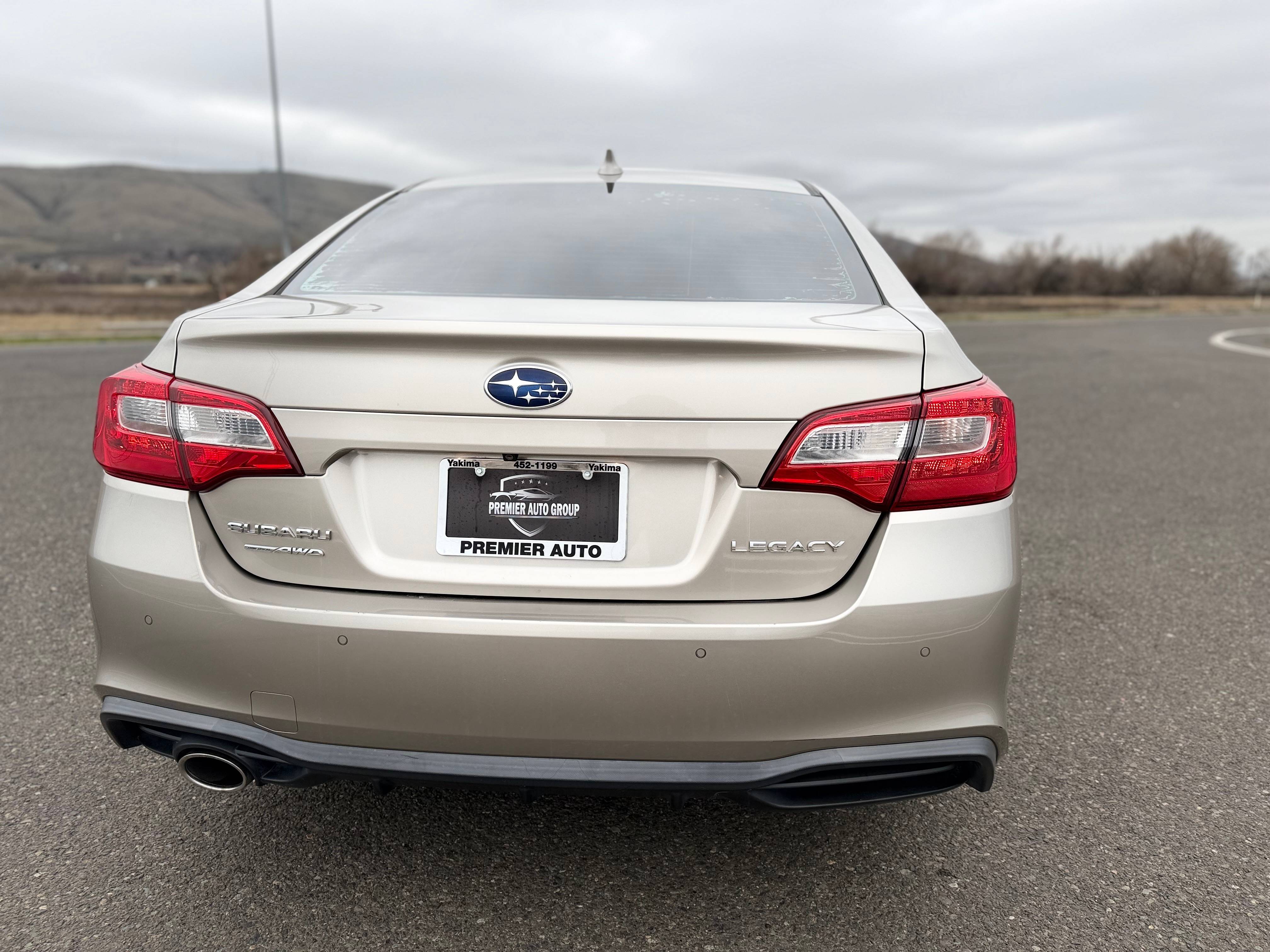 2019 Subaru Legacy Limited - Photo 8